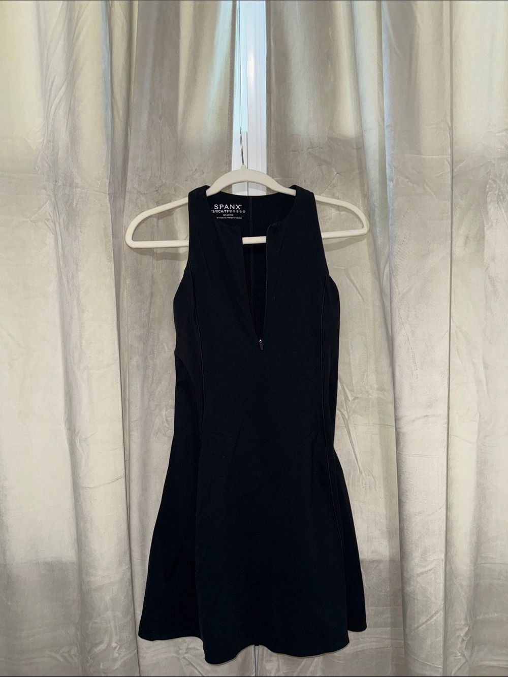 SPANX Black Sleeveless Zip V-Neck Golf/Tennis Dress